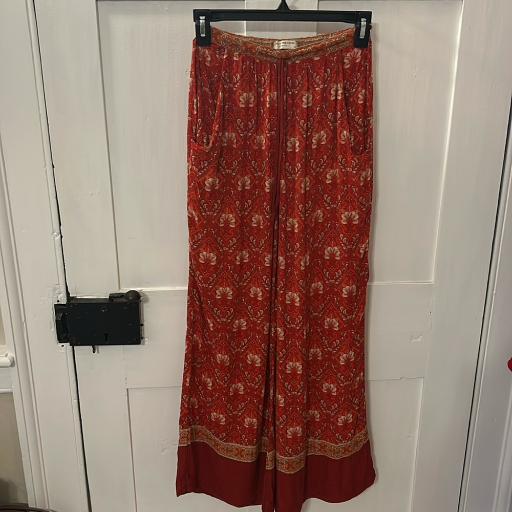 Spell & The Gypsy red/burnt orange patterned pants size XS